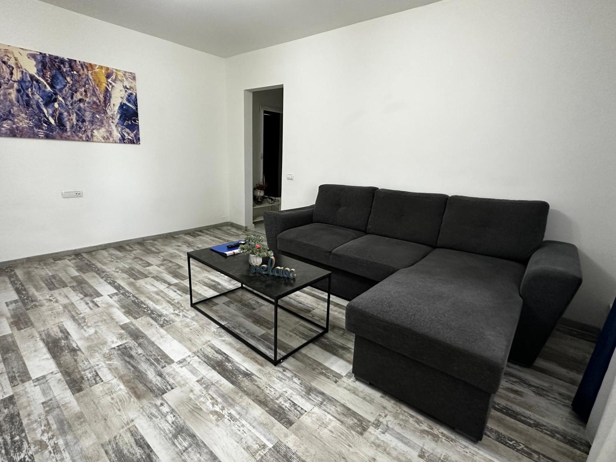 Comfort Apartment Targoviste Exteriör bild